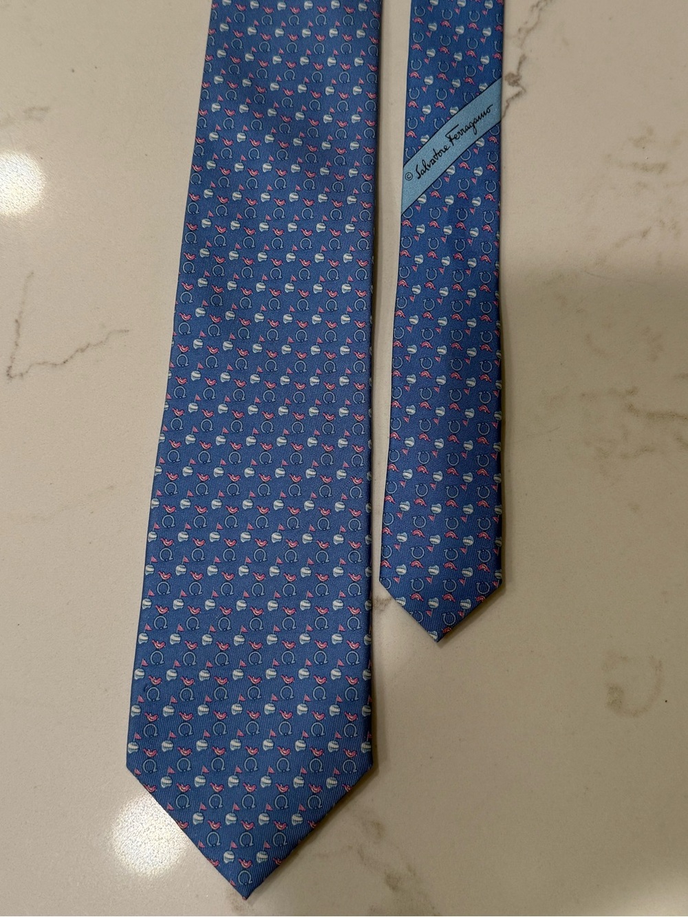 Salvatore Ferragamo Blue Silk Tie with Pink Accent Motif NWOT